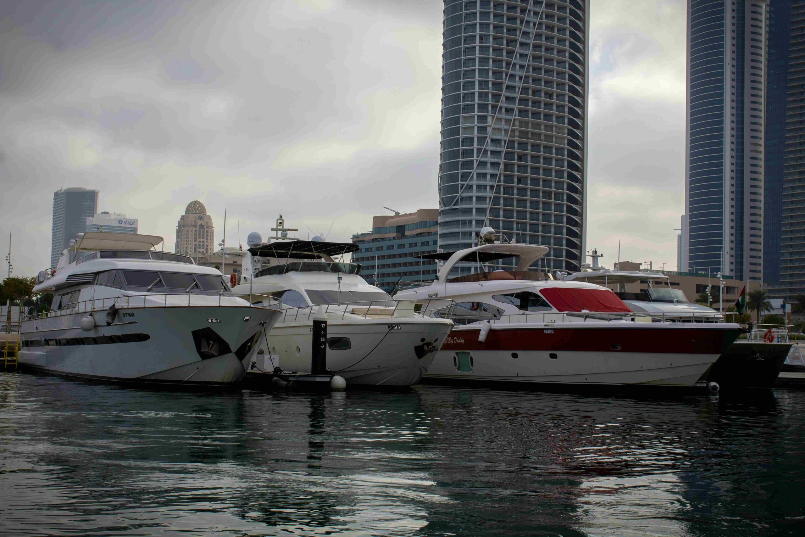 Disconnect to Reconnect with Yacht Rental Dubai